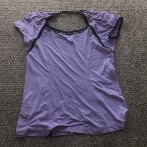 💜LULULEMON💜 dryfit tee.
